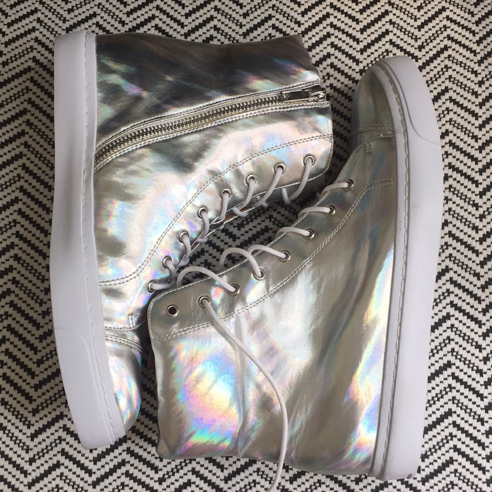 Silver Jeffrey Campbell High Top Sneakers 💿👽